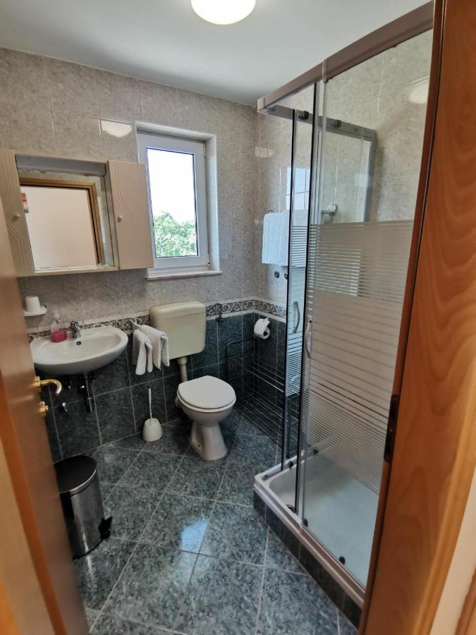 Apartments Toni Пореч Экстерьер фото