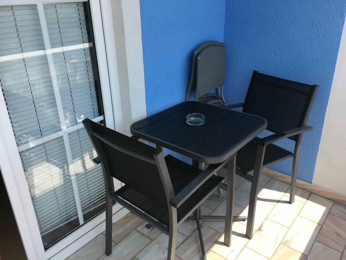 Apartments Toni Пореч Экстерьер фото